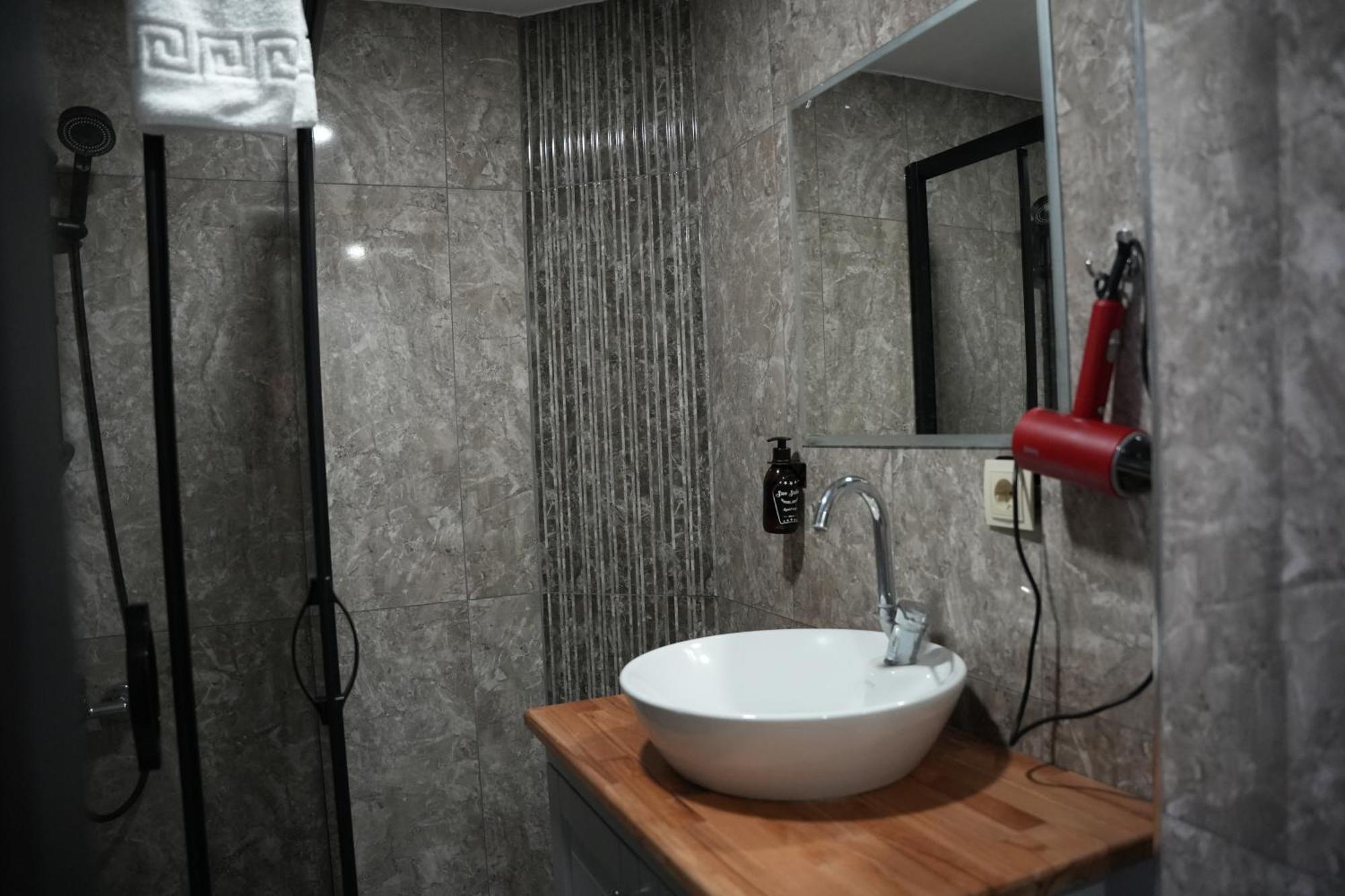 Eniza Hotel メルスィン エクステリア 写真